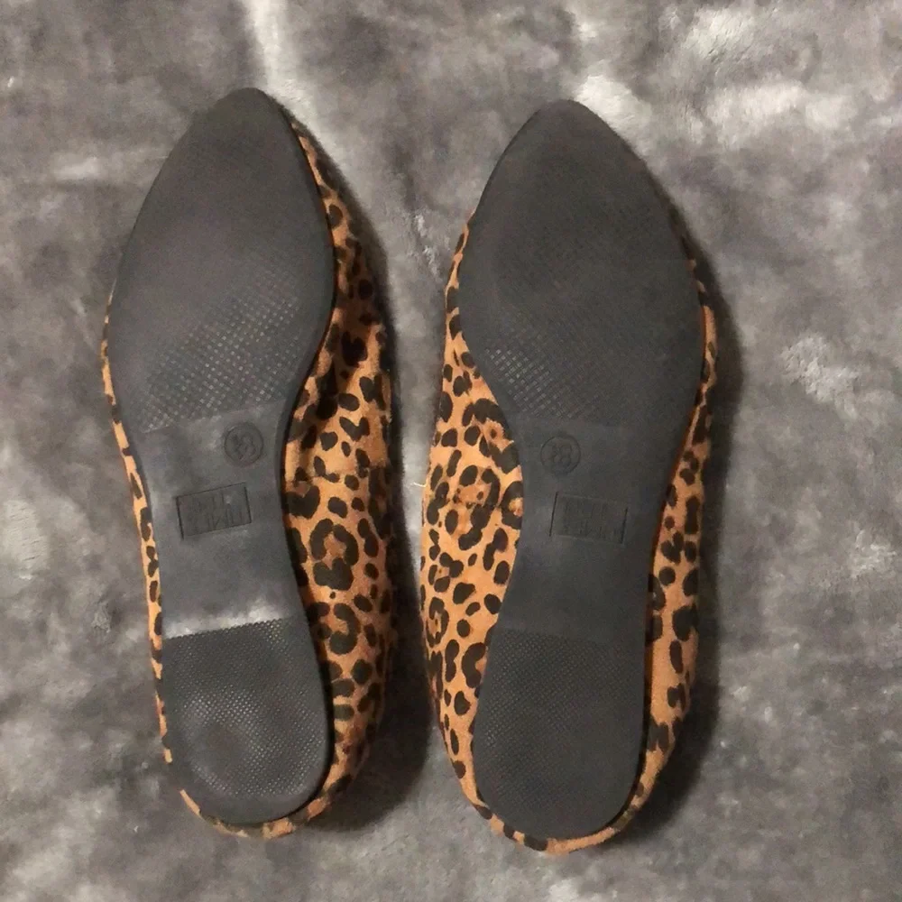 Cheetah print shoes - Picture 3 of 3